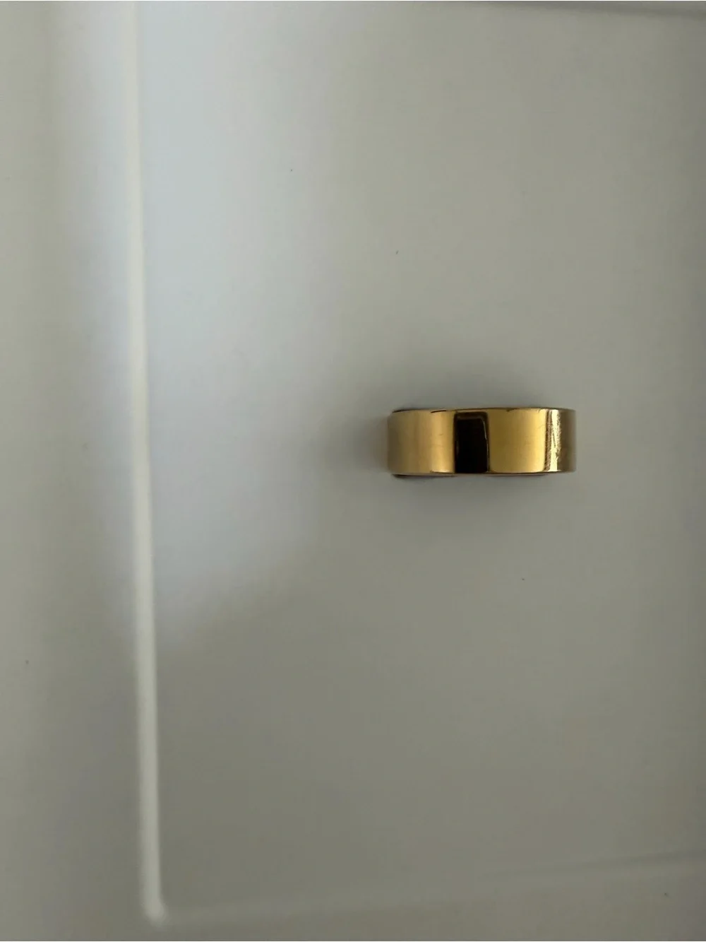 Ultrahuman Ring AIR Smart Ring Activity Tracker Gold Wireless w/ Charging Dock